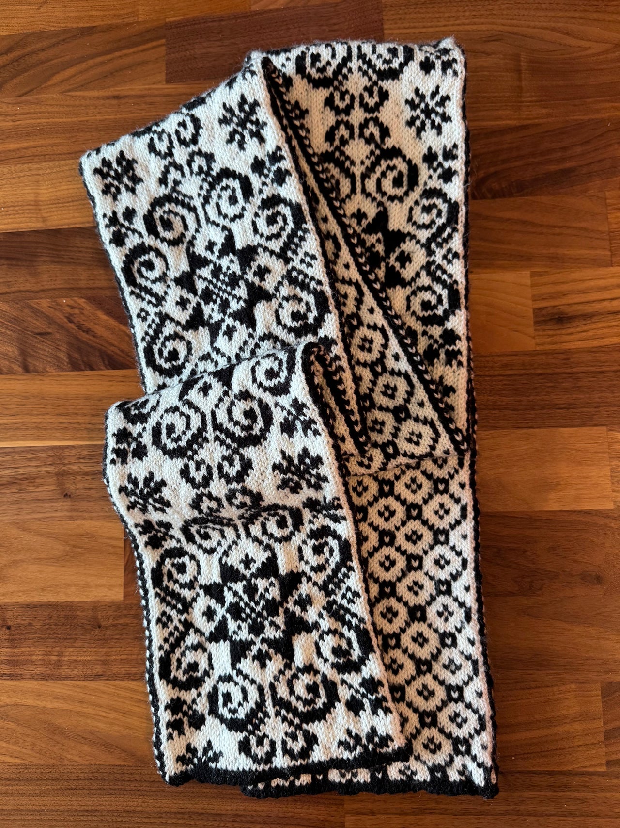 Selbu Scarf