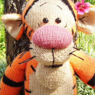 Knitted Tigger Winnie's friend