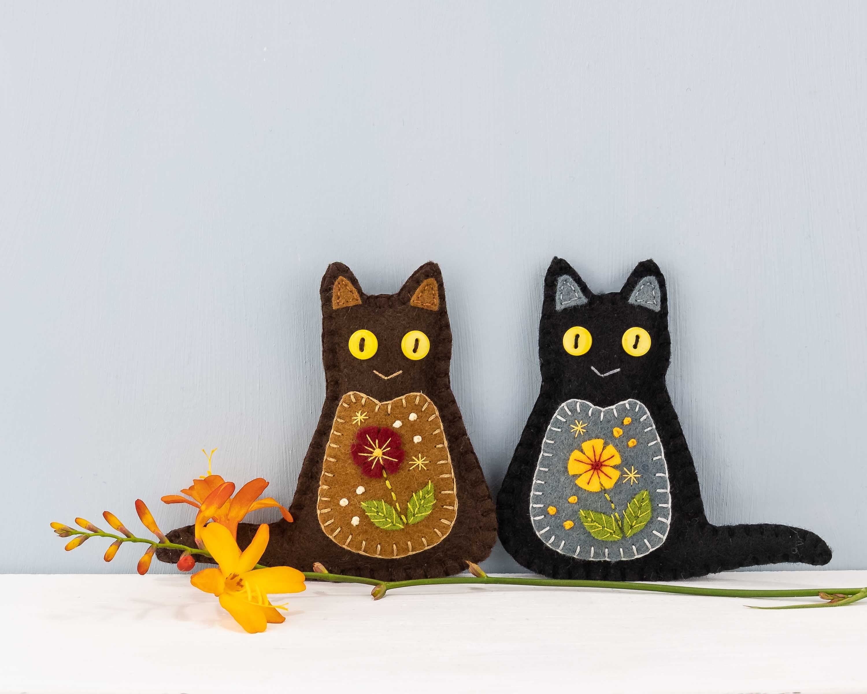 Flora the Flower Cat Felt Ornament