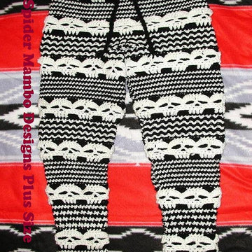 Plus Size Creepy Skull Leggings
