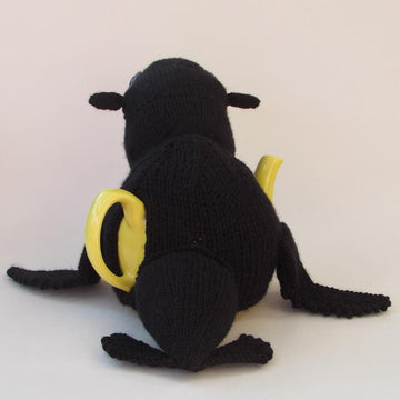 Sea lion tea cosy