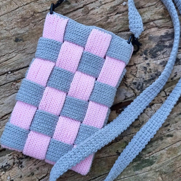 Mobile phone crossbody shoulder bag crochet pattern T3