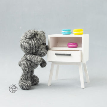 Mini Bear toy knitted flat