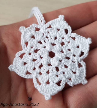 Crochet snowflake 13