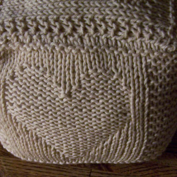 Malcolum's Cluthar (cozy blanket), cap and toy cube