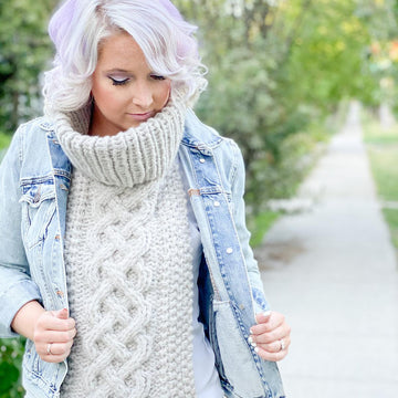 Cozy Celtic Kerchief (Dickie)
