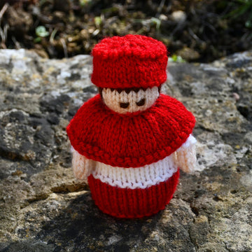 Tudor Cardinal Doll Knitting Pattern - Toy Knitting Pattern