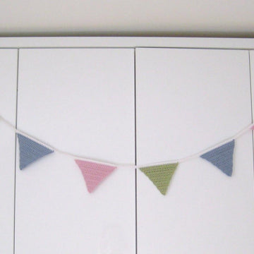 12 Flags Bunting