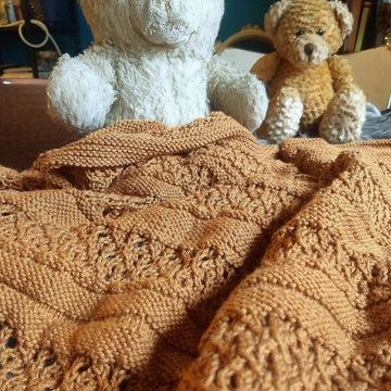 Eyelet Baby Blanket Nr°2