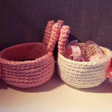 Easter Bunny Basket using Paintbox Cotton DK