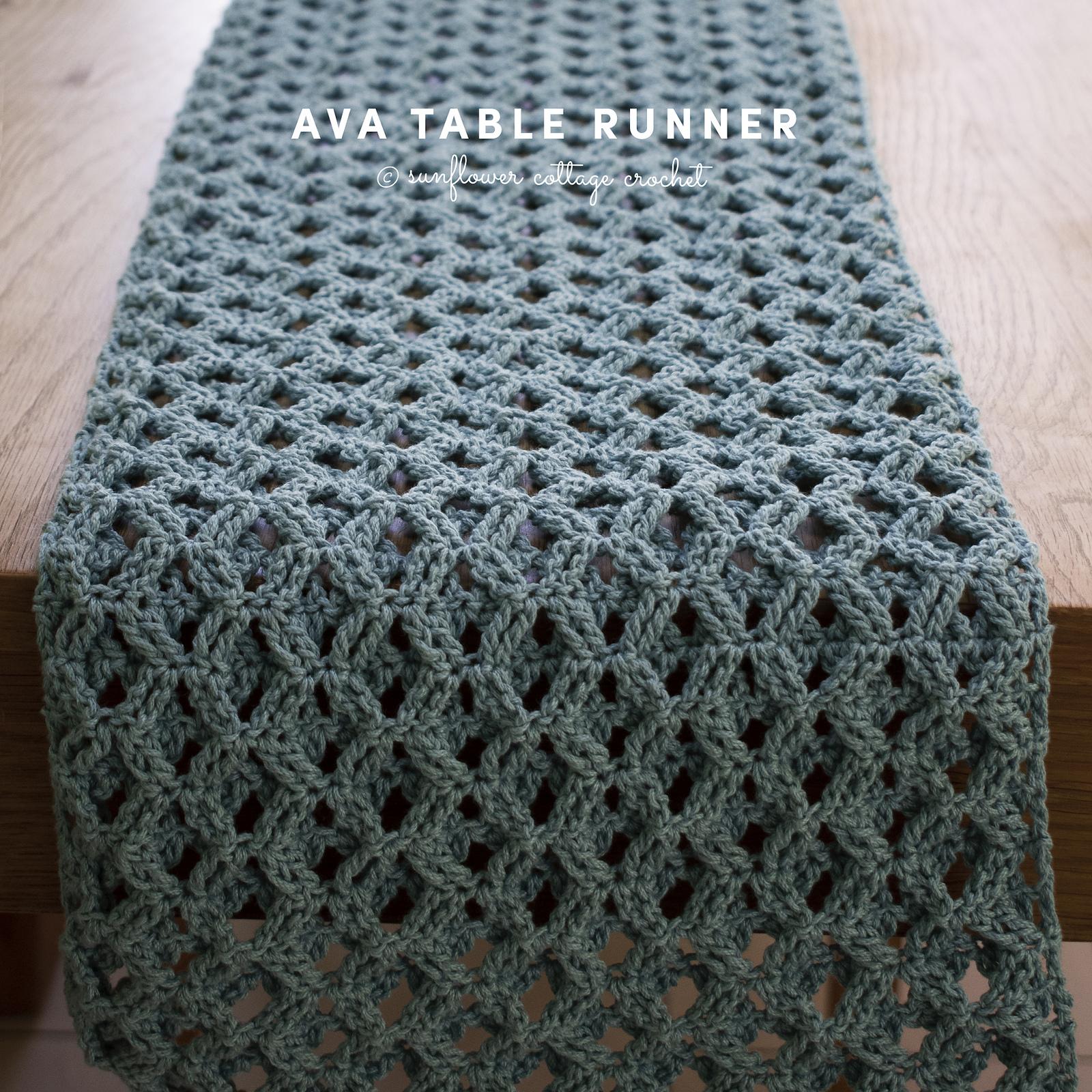 Ava Table Runner