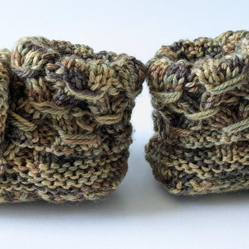 Kid's SLIPPERS Trendy Triceratops