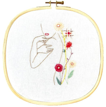 Un Chat Dans L'Aiguille Timid Printed Embroidery Kit