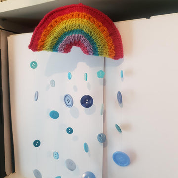 One piece rainbow hanger