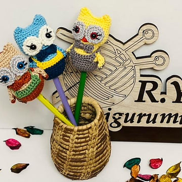 Amigurumi magical owl