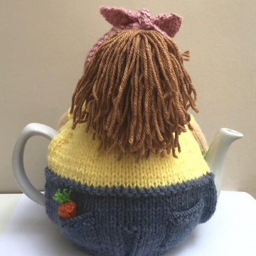 Betty the gardener tea cosy