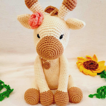 Crochet Juliet the Giraffe