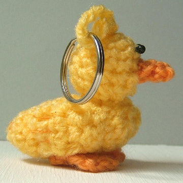 Daisy the Duck key chain