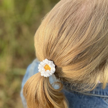 Daisy flower hair tie crochet pattern, scrunchy pattern English PDF Download