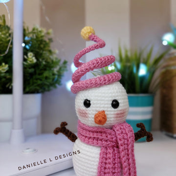 Snowman amigurumi pattern