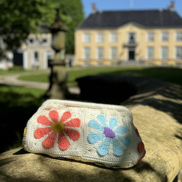 Vintage granny clutch