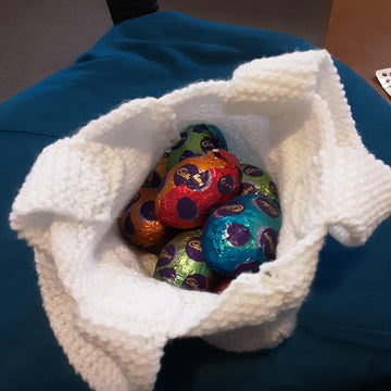 Easter Egg Chick Bag Knitting Pattern