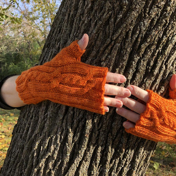 Yseulte Fingerless Mitts