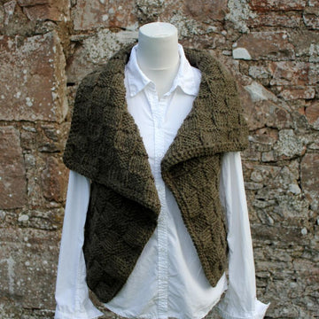 Loden wrap / sleeveless jacket