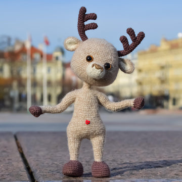 Little Reindeer Crochet Pattern, amigurumi toy PDF
