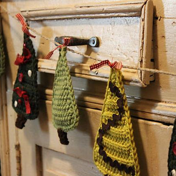 Holiday Tree Garland