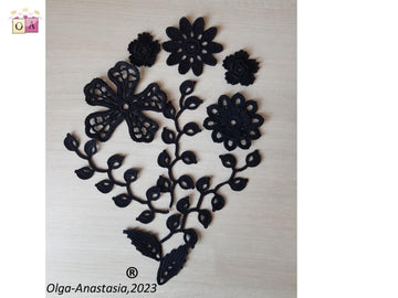 Crochet composition 2 of flowers and leaves