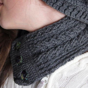 Lisle Cowl