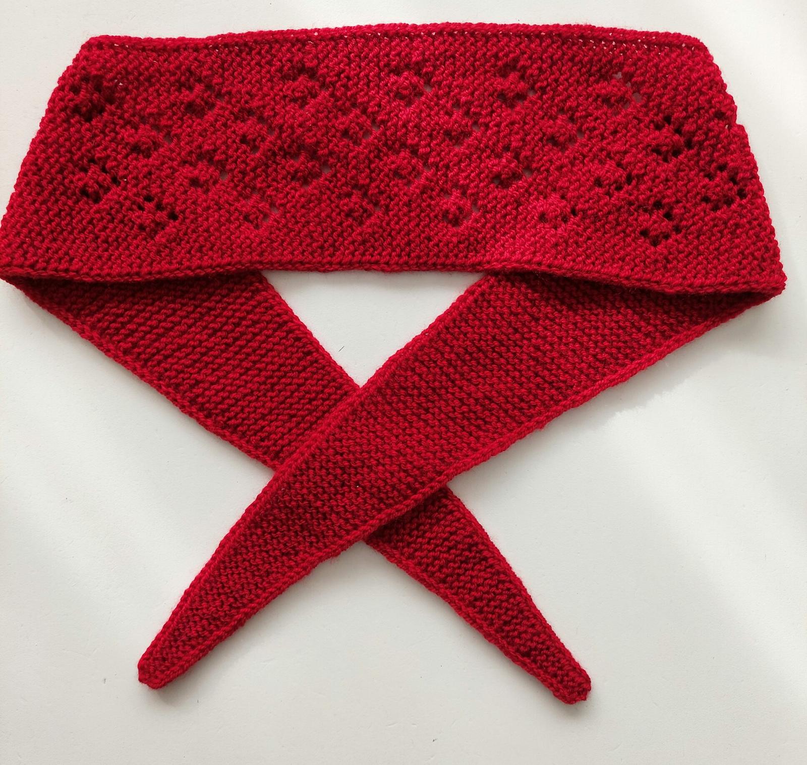 Tiny Strawberries scarf