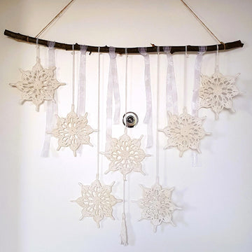 Snowflake Waltz garland
