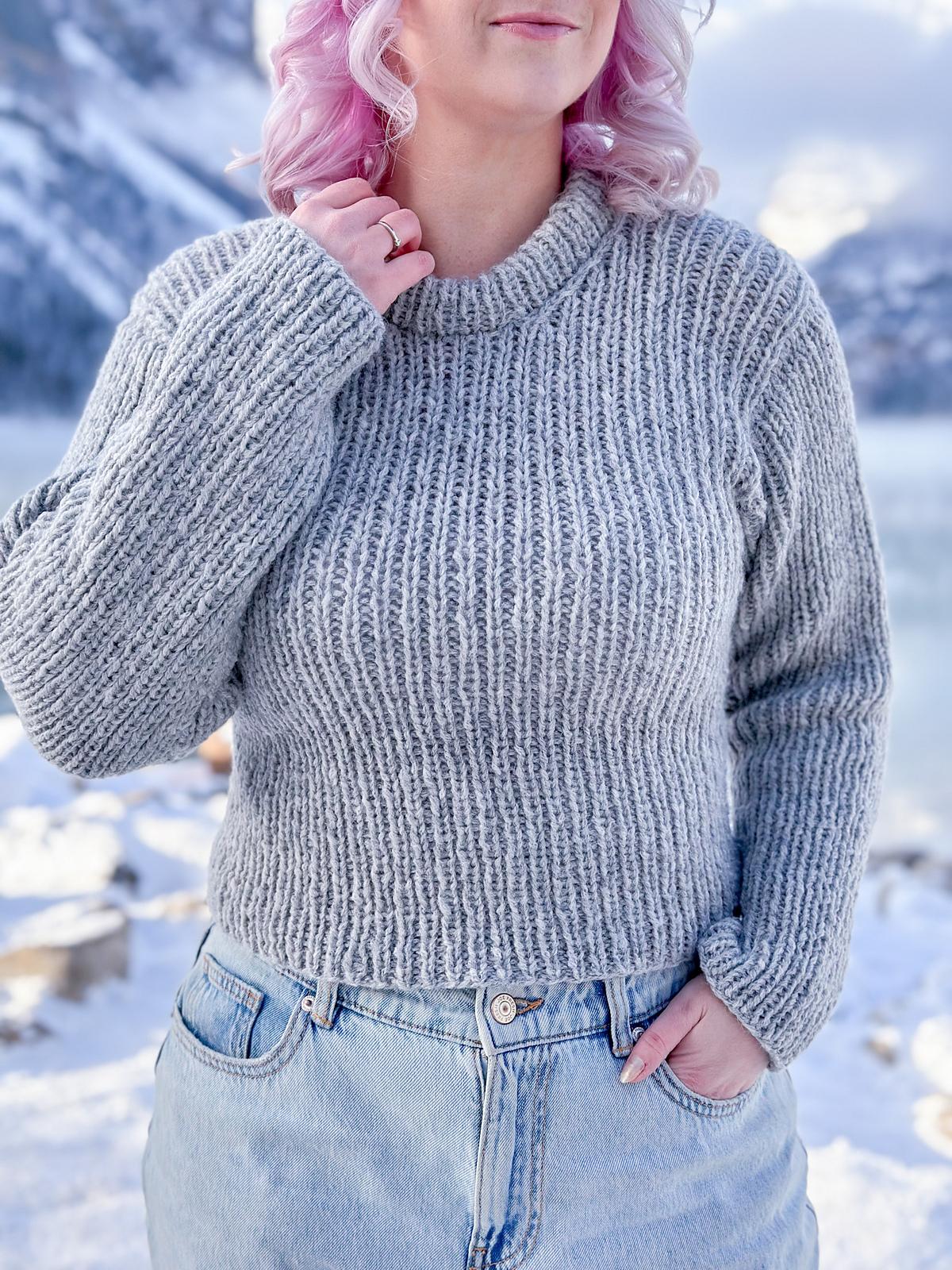 Linear Pullover