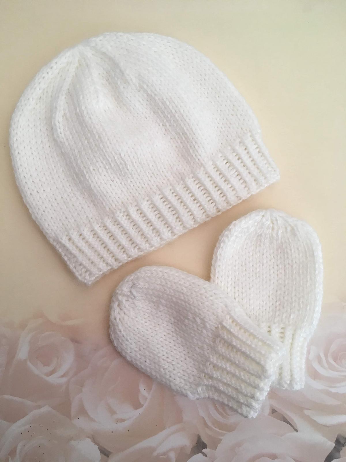 Royal Baby Hat and Mitts