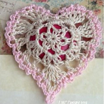 Valentine’s Victorian Heart Paperweight: Pink Collection