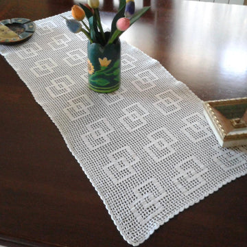 Easy table runner filet doily