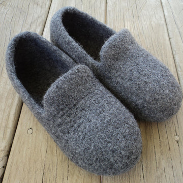 Big Guy's Loafer Slippers Felted Knit