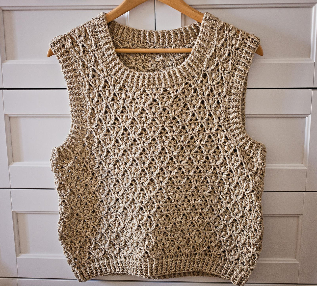 Dori Vest