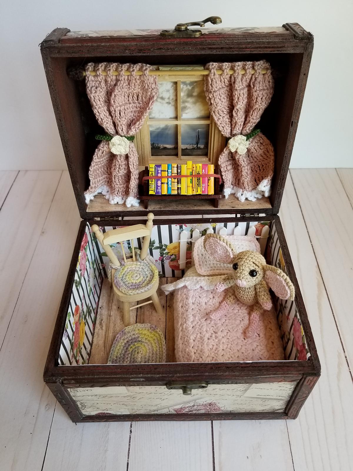 Miniature Doll house Curtains