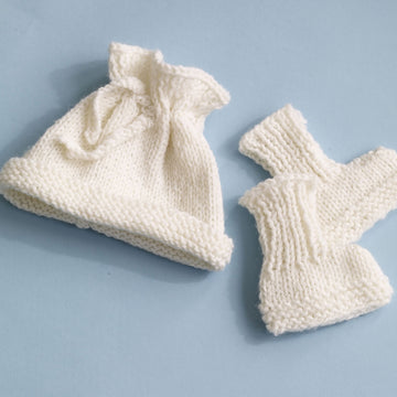 Hat and Booties in Lion Brand Wool-Ease - 10117AD
