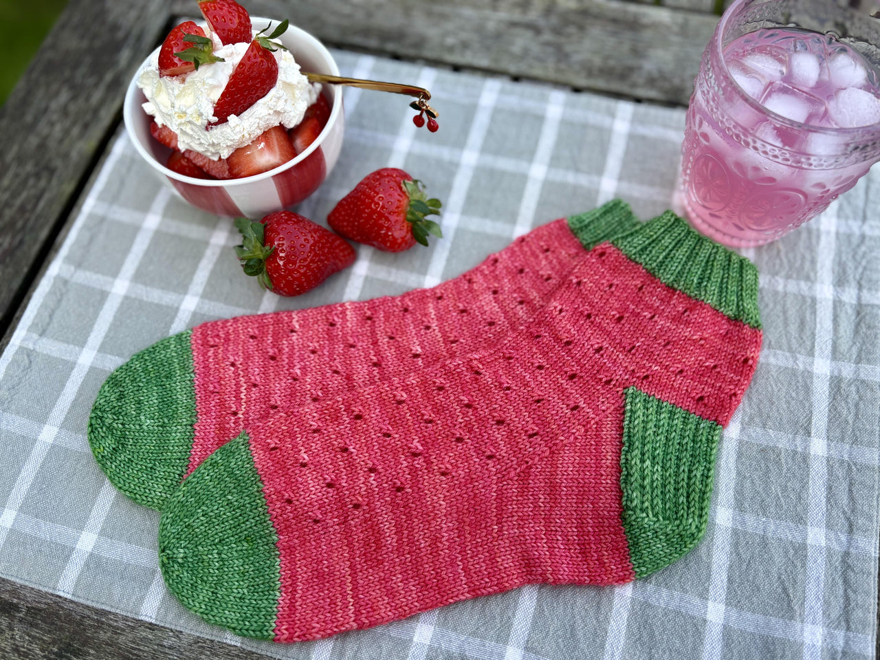 Short and Sweet Socks