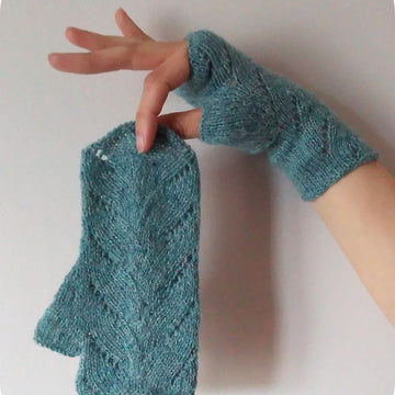 Junah Stole & Mitts