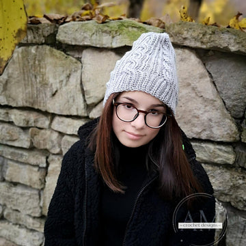 3D cables knit-look beanie