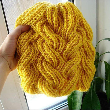 Sunnyside Cable Hat