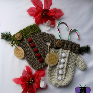 Mitten Gift Holder