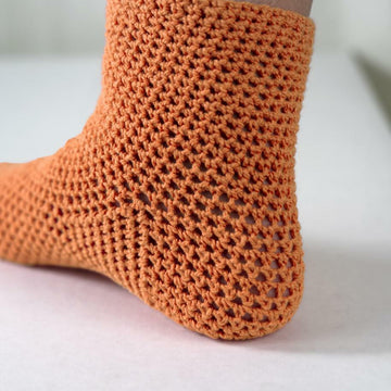 Slipper Socks in Cascade Yarns Fixation - DK409 - Downloadable PDF