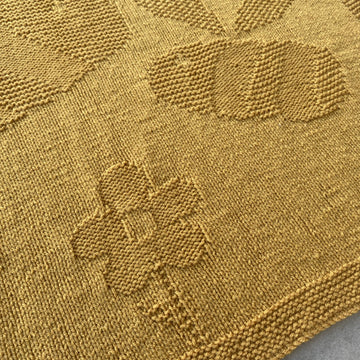 Bumblebee Blanket