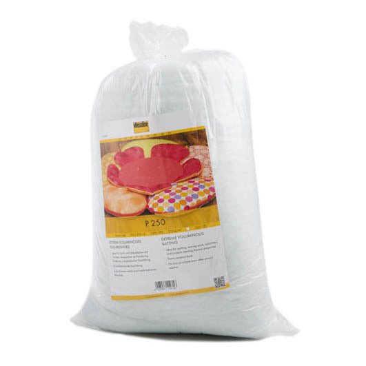 Vlieseline P250 Extra Voluminous Batting: (Queen) 150cm x 200cm